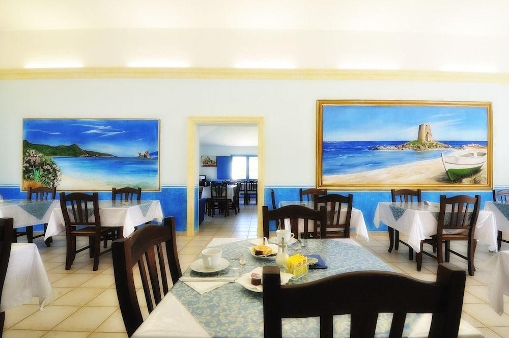 Hotel Baia Cea Барі-Сардо Екстер'єр фото
