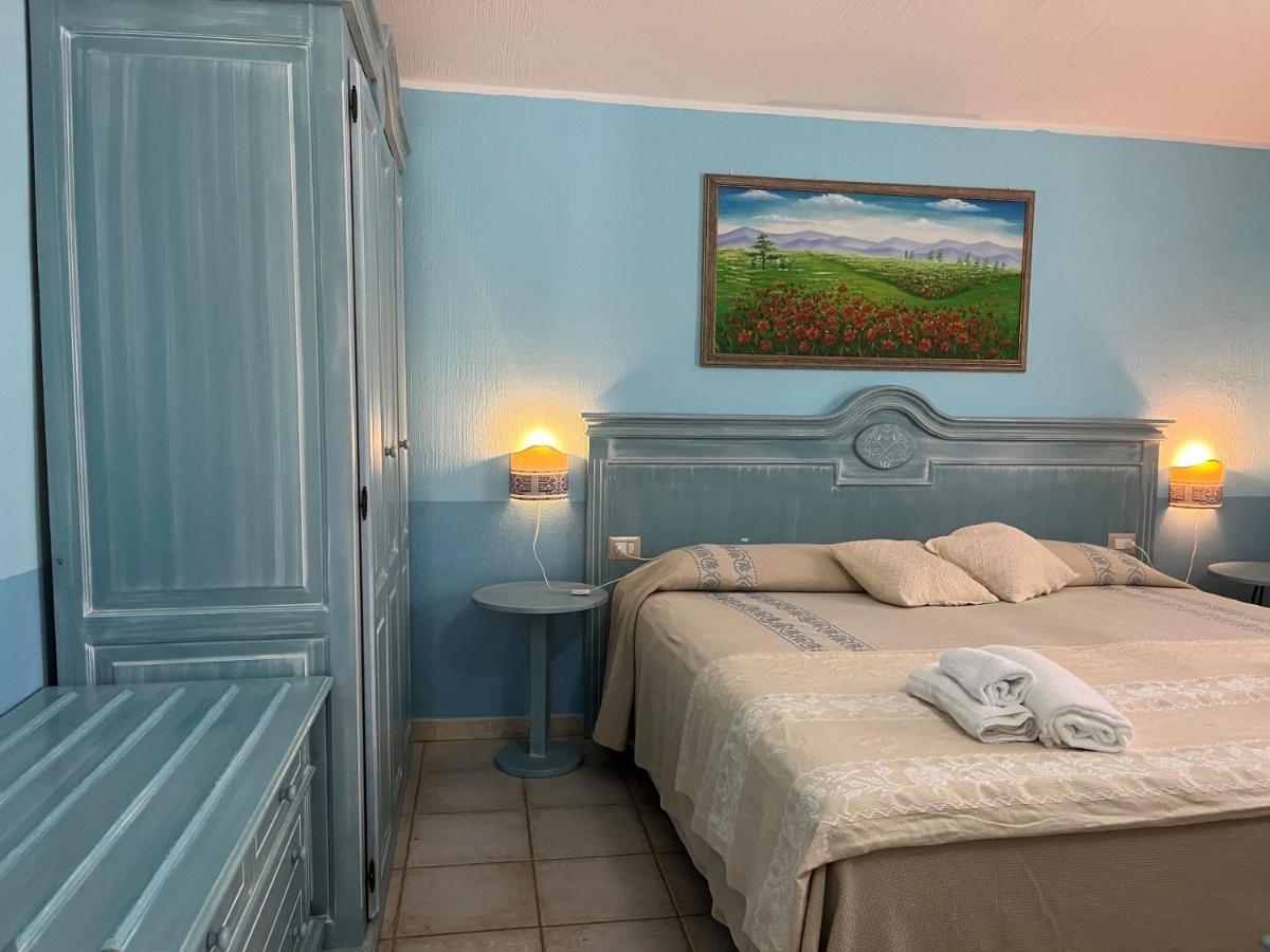 Hotel Baia Cea Барі-Сардо Екстер'єр фото