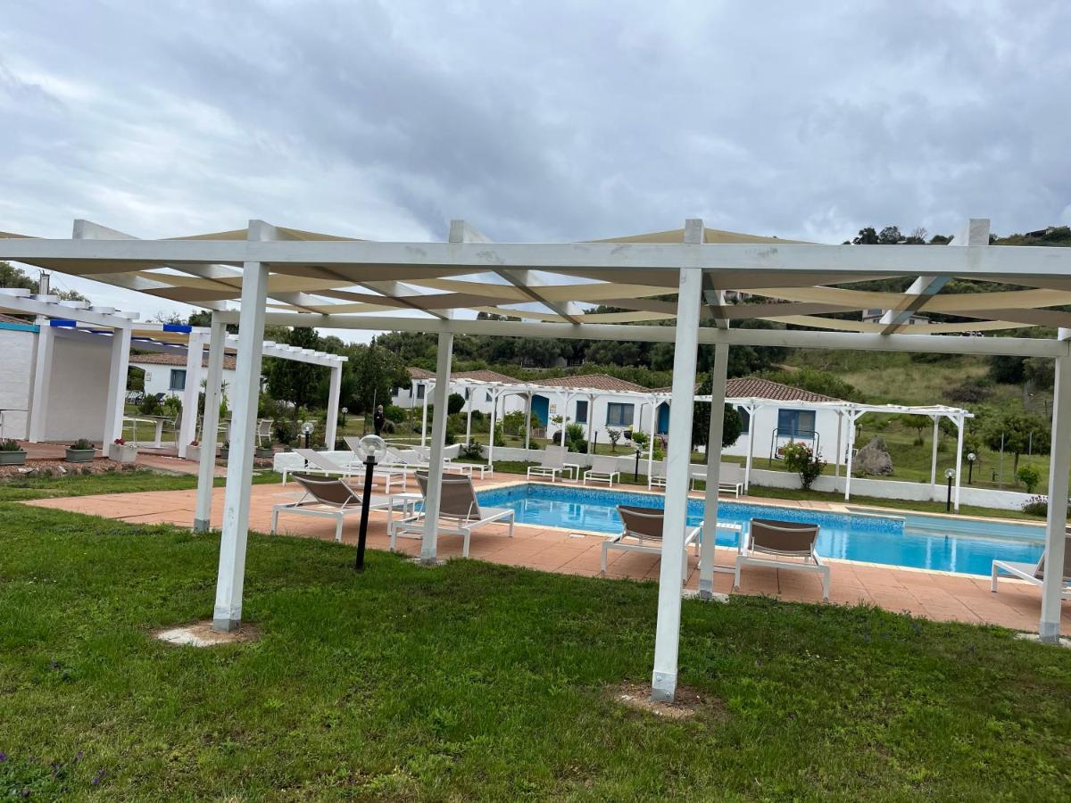 Hotel Baia Cea Барі-Сардо Екстер'єр фото